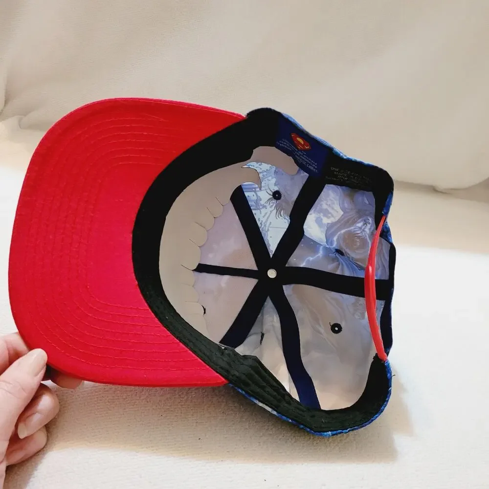 Snapback Superman red and blue graphic hat